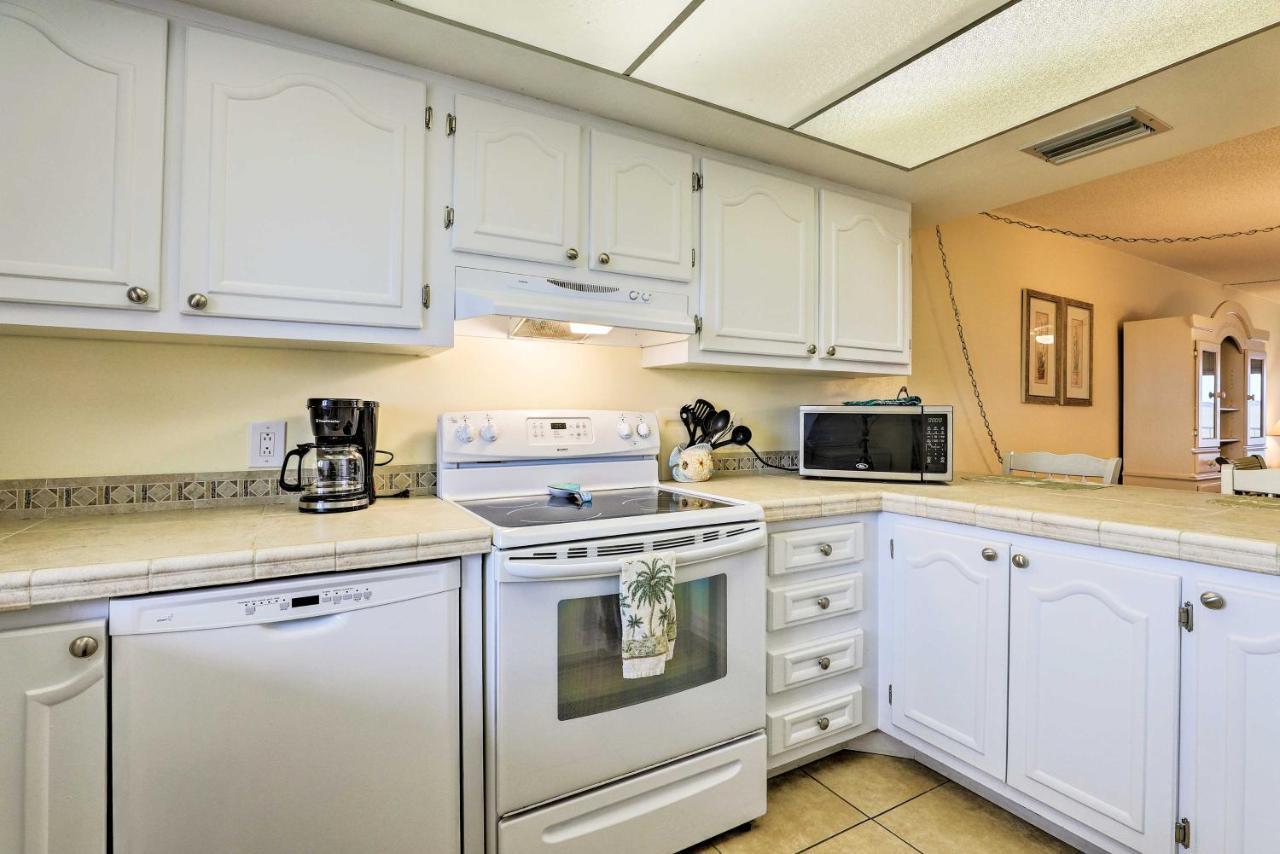 Oceanfront Cocoa Beach Condo With View Walk To Pier Exterior foto